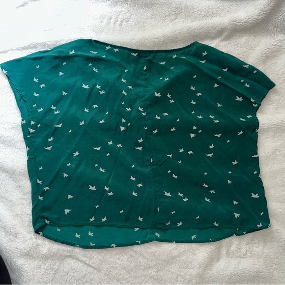 Amour Vert 100% Silk Tie Front Blouse Green White Doves Birds Short Sleeve Large - Picture 2 of 7